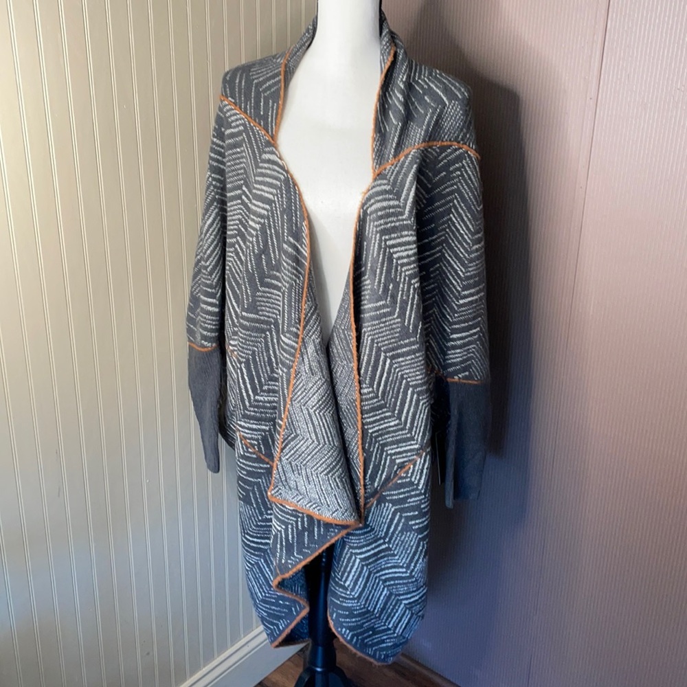 Maxsport gray ivory rust cardigan‎ size large/extra large bat wing style sleeve